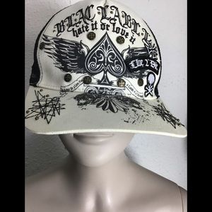 Black label black/white hat